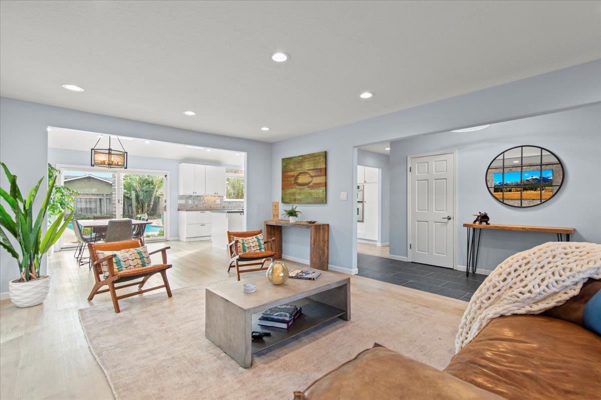 Detail Gallery Image 7 of 35 For 1482 Ridgeley Dr, Campbell,  CA 95008 - 3 Beds | 2 Baths