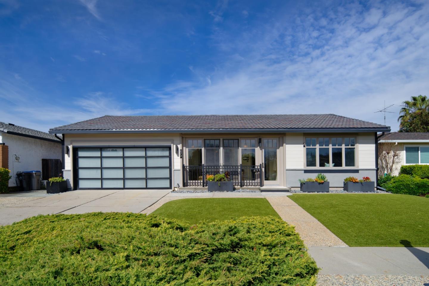 Front Image Thumbnail for ML82035790