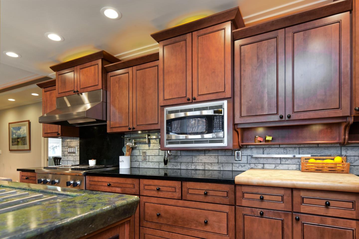 Detail Gallery Image 16 of 60 For 679 Faraone Dr, San Jose,  CA 95136 - 3 Beds | 2 Baths