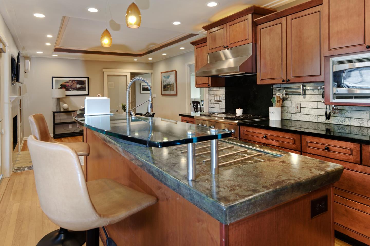 Detail Gallery Image 19 of 60 For 679 Faraone Dr, San Jose,  CA 95136 - 3 Beds | 2 Baths