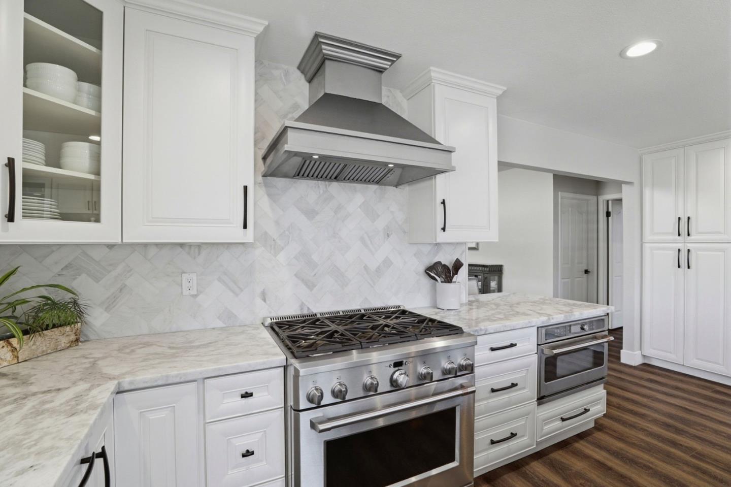 Detail Gallery Image 15 of 53 For 7945 Caledonia Dr, San Jose,  CA 95135 - 2 Beds | 2 Baths