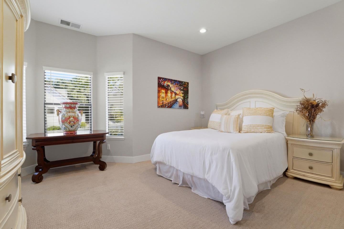 Detail Gallery Image 25 of 53 For 7945 Caledonia Dr, San Jose,  CA 95135 - 2 Beds | 2 Baths
