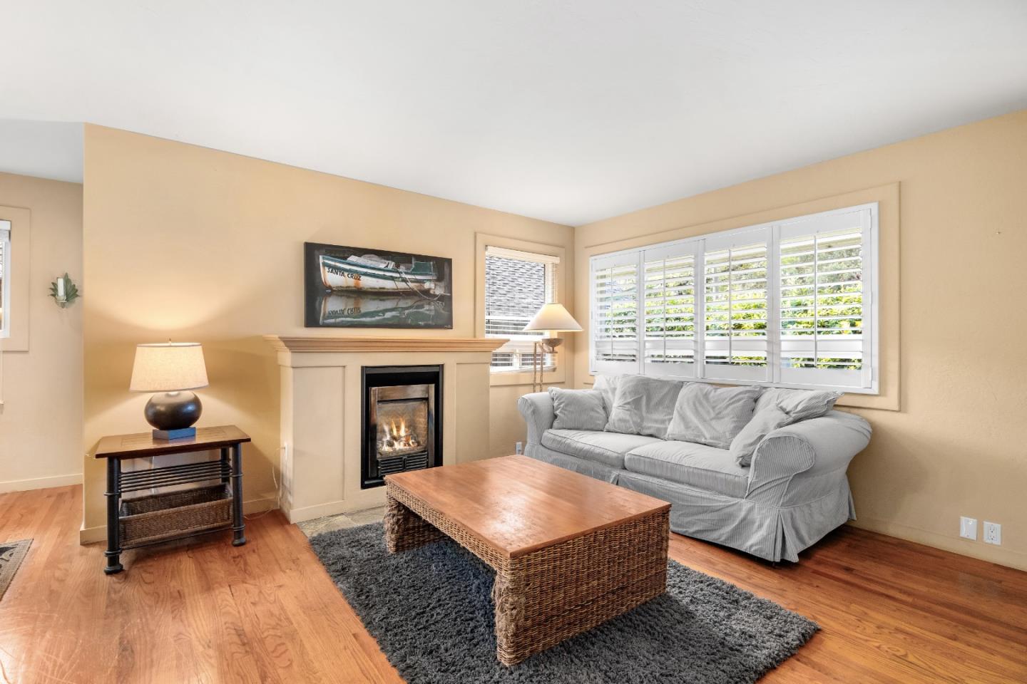 Detail Gallery Image 11 of 37 For 624 Riverview Dr, Capitola,  CA 95010 - 2 Beds | 1 Baths