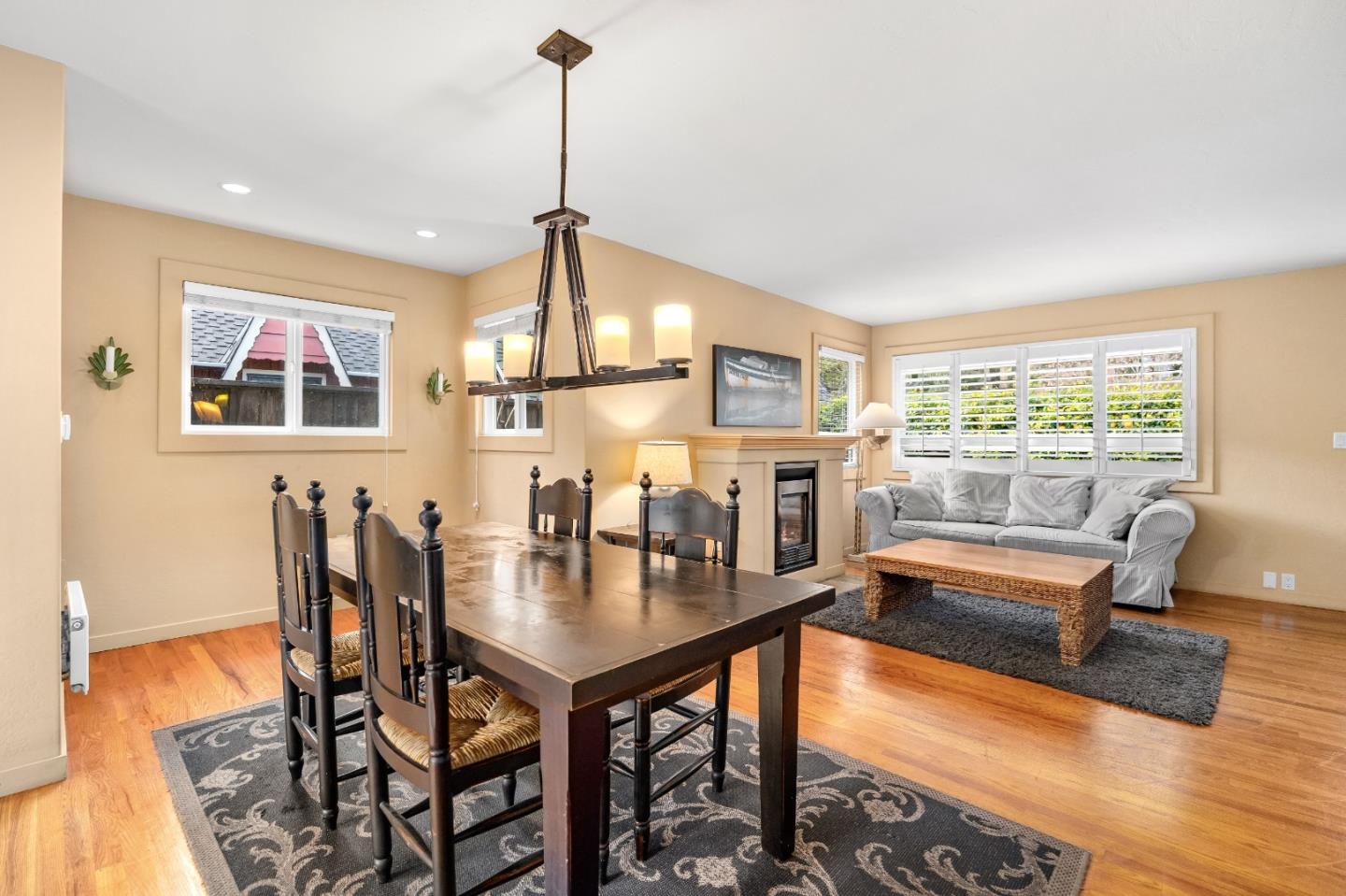 Detail Gallery Image 14 of 37 For 624 Riverview Dr, Capitola,  CA 95010 - 2 Beds | 1 Baths