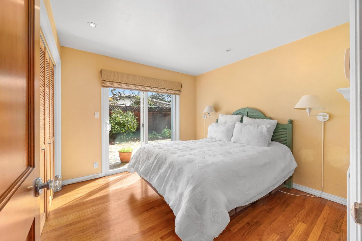 Detail Gallery Image 26 of 37 For 624 Riverview Dr, Capitola,  CA 95010 - 2 Beds | 1 Baths