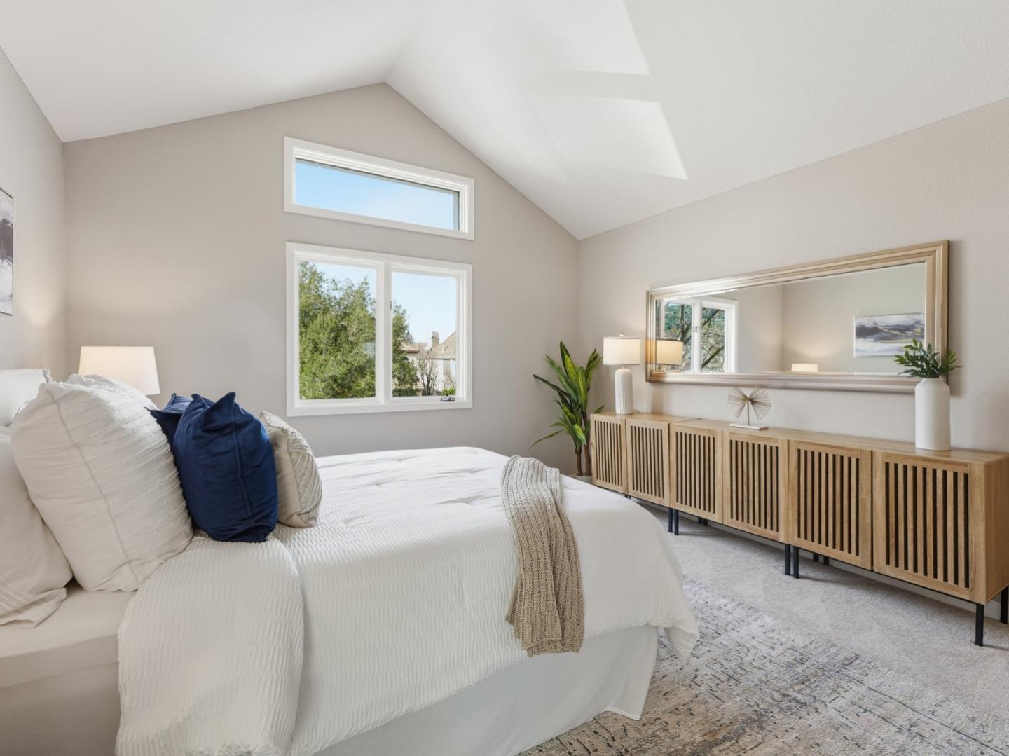 Detail Gallery Image 16 of 29 For 6492 Hirabayashi Dr, San Jose,  CA 95120 - 4 Beds | 2/1 Baths