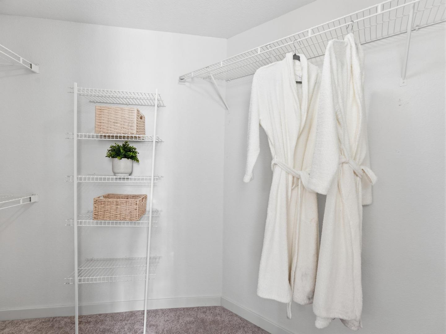 Detail Gallery Image 18 of 29 For 6492 Hirabayashi Dr, San Jose,  CA 95120 - 4 Beds | 2/1 Baths