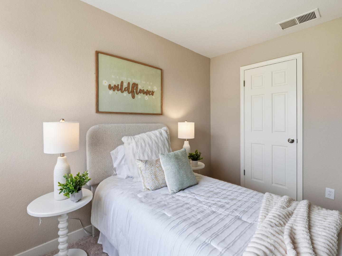 Detail Gallery Image 25 of 29 For 6492 Hirabayashi Dr, San Jose,  CA 95120 - 4 Beds | 2/1 Baths