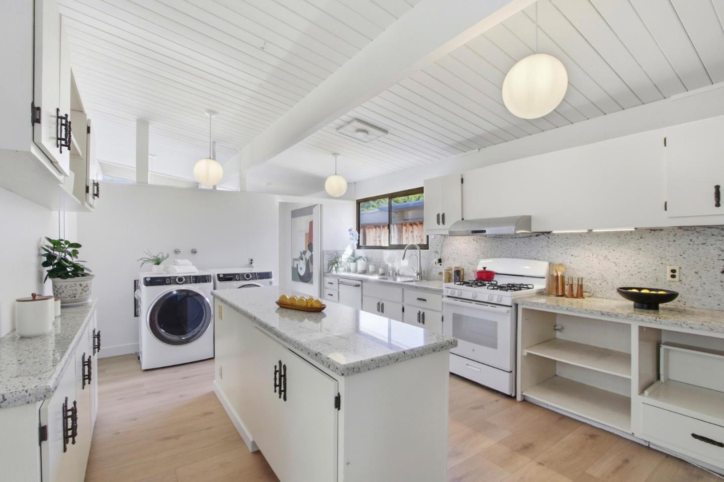 Detail Gallery Image 18 of 52 For 721 Stendhal Ln, Cupertino,  CA 95014 - 4 Beds | 3 Baths