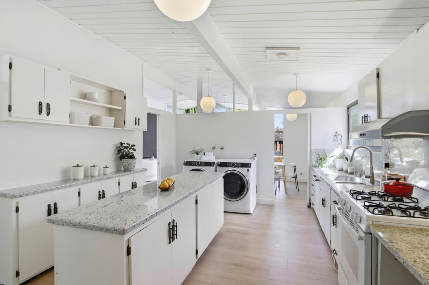 Detail Gallery Image 19 of 52 For 721 Stendhal Ln, Cupertino,  CA 95014 - 4 Beds | 3 Baths