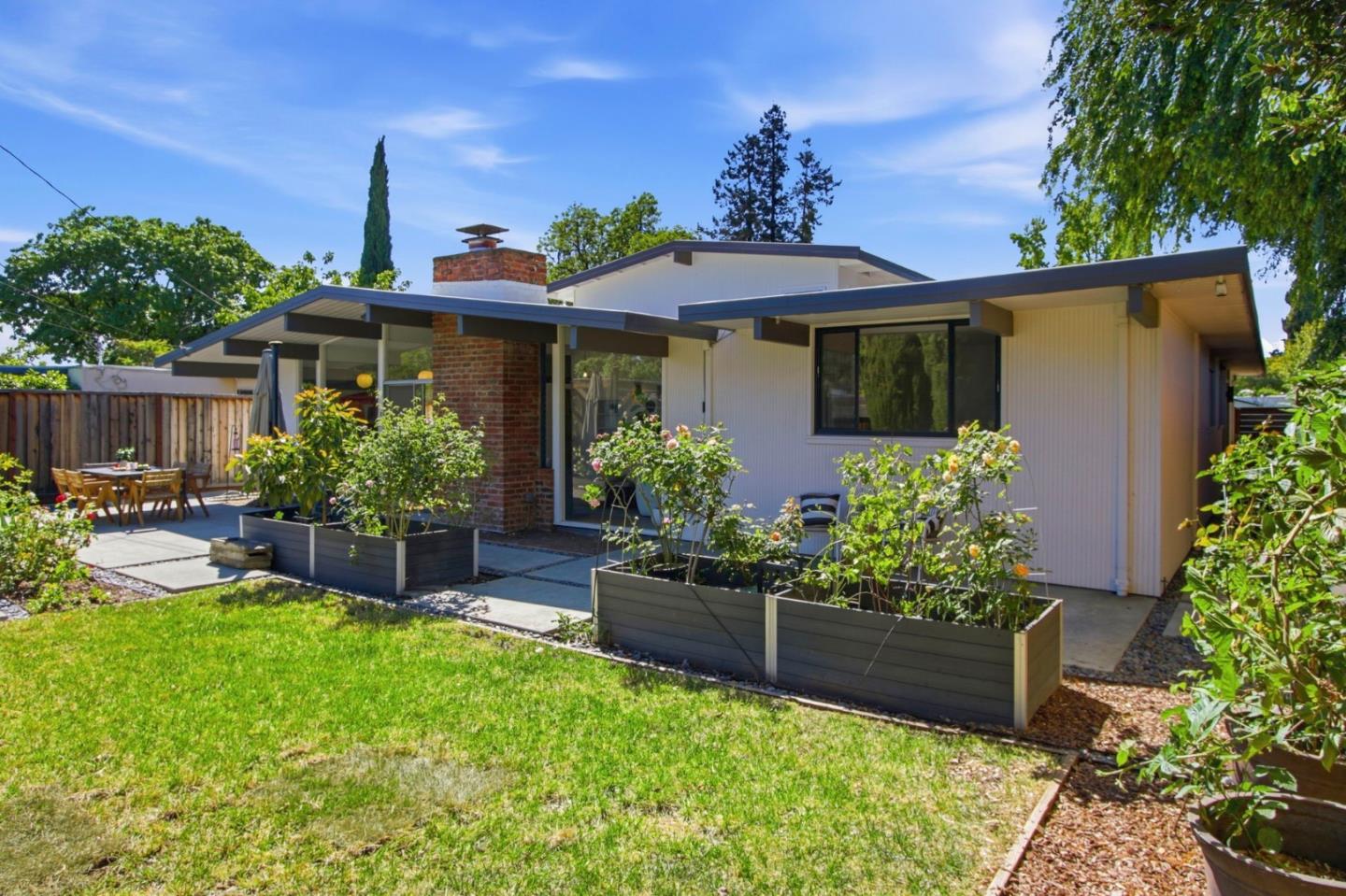 Detail Gallery Image 40 of 52 For 721 Stendhal Ln, Cupertino,  CA 95014 - 4 Beds | 3 Baths