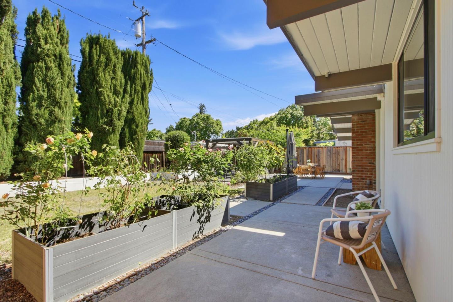 Detail Gallery Image 43 of 52 For 721 Stendhal Ln, Cupertino,  CA 95014 - 4 Beds | 3 Baths