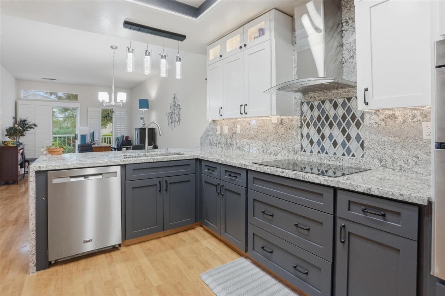 Photo #22: ML82035795 Listing: Photo #22