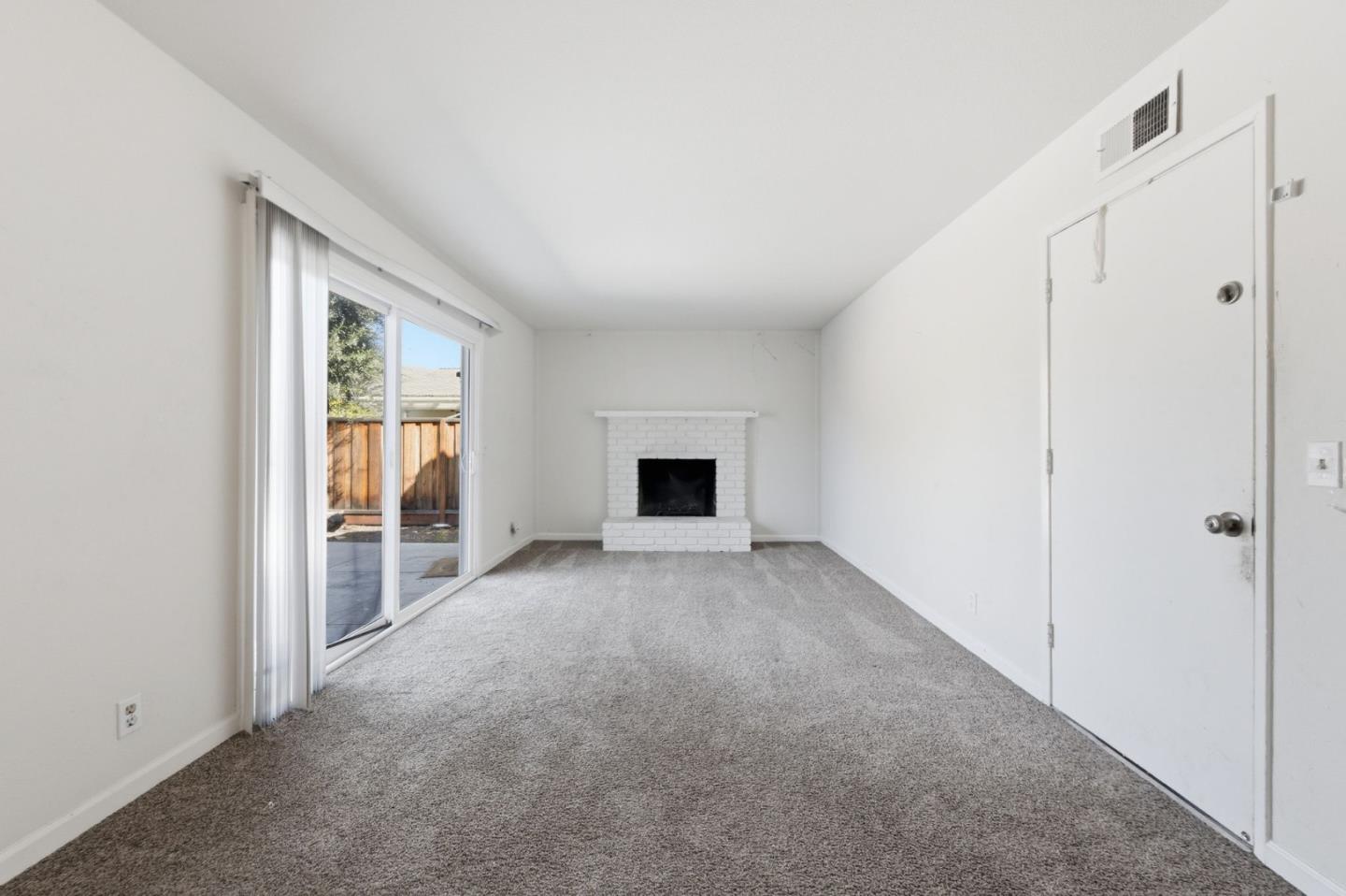 Detail Gallery Image 12 of 24 For 709 Bolivar Dr, San Jose,  CA 95123 - 3 Beds | 2 Baths