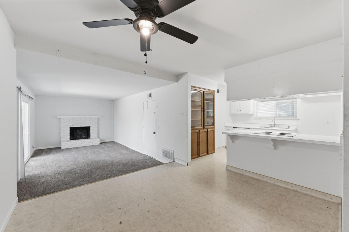 Detail Gallery Image 8 of 24 For 709 Bolivar Dr, San Jose,  CA 95123 - 3 Beds | 2 Baths