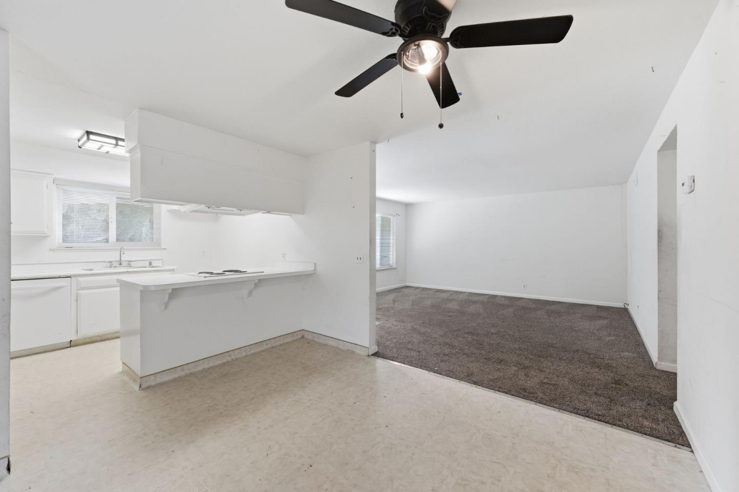 Detail Gallery Image 9 of 24 For 709 Bolivar Dr, San Jose,  CA 95123 - 3 Beds | 2 Baths