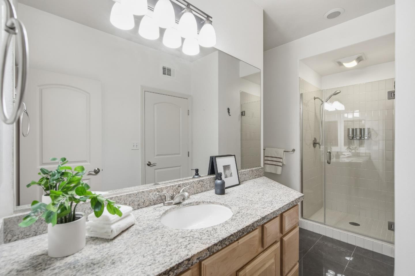 Detail Gallery Image 20 of 39 For 88 S Broadway #1302,  Millbrae,  CA 94030 - 2 Beds | 2 Baths