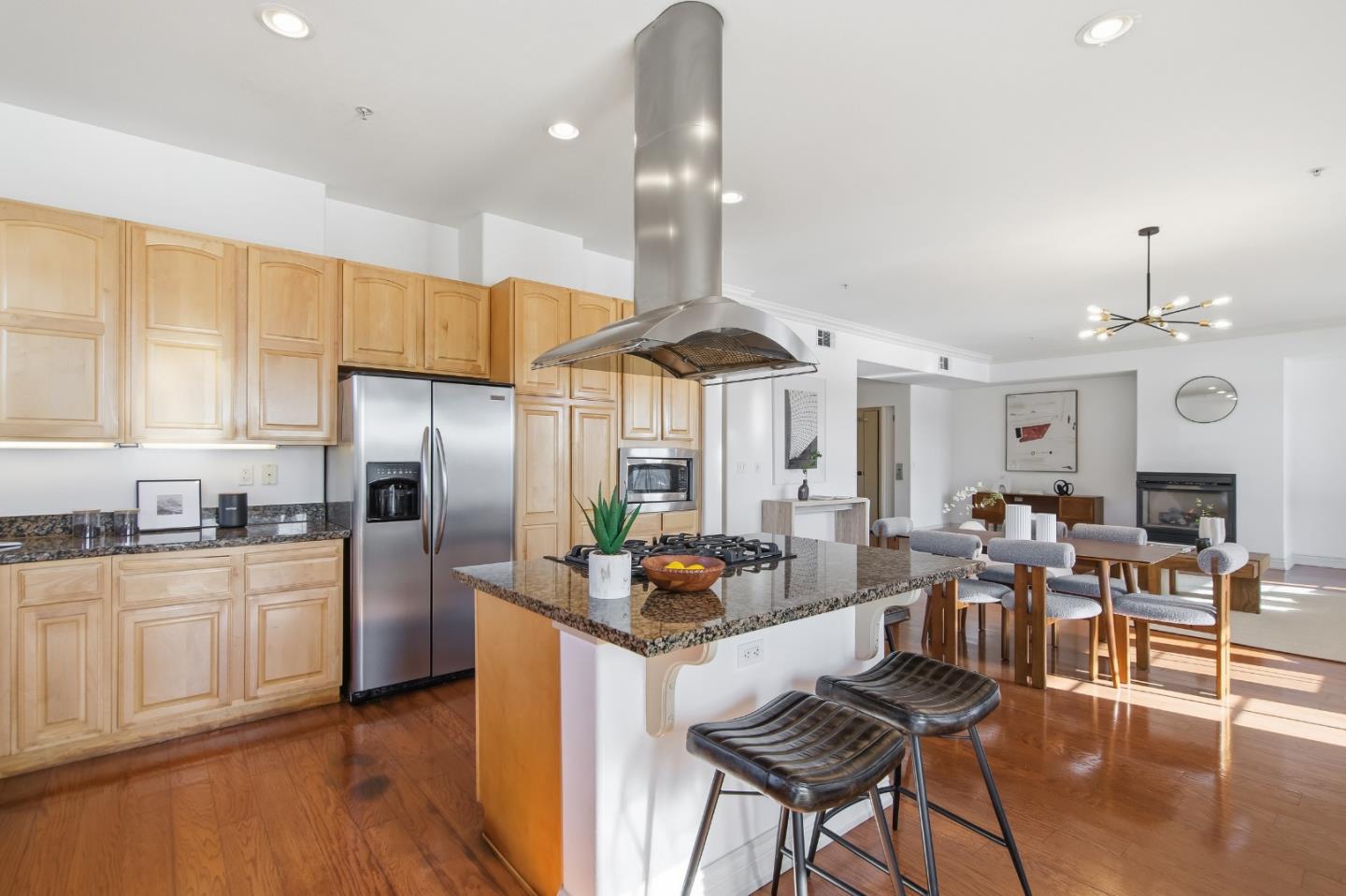 Detail Gallery Image 4 of 39 For 88 S Broadway #1302,  Millbrae,  CA 94030 - 2 Beds | 2 Baths