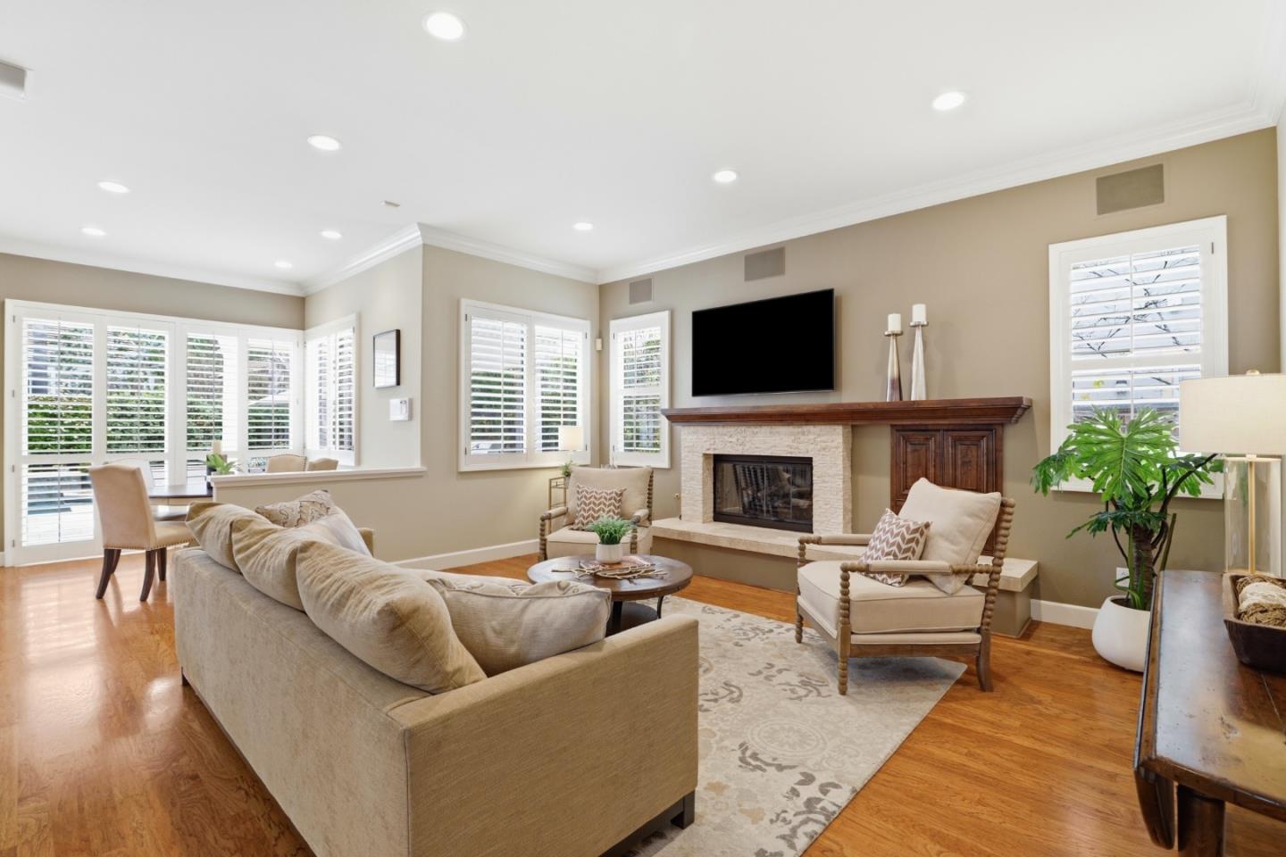 Detail Gallery Image 10 of 63 For 1134 Falcon Ridge Ct, San Jose,  CA 95120 - 5 Beds | 3/1 Baths