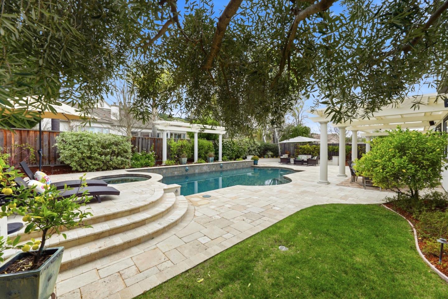 Detail Gallery Image 54 of 63 For 1134 Falcon Ridge Ct, San Jose,  CA 95120 - 5 Beds | 3/1 Baths