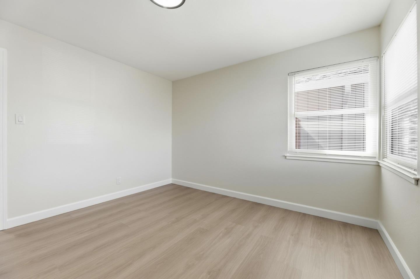 Detail Gallery Image 16 of 31 For 757 Melannie, San Jose,  CA 95116 - 4 Beds | 2 Baths