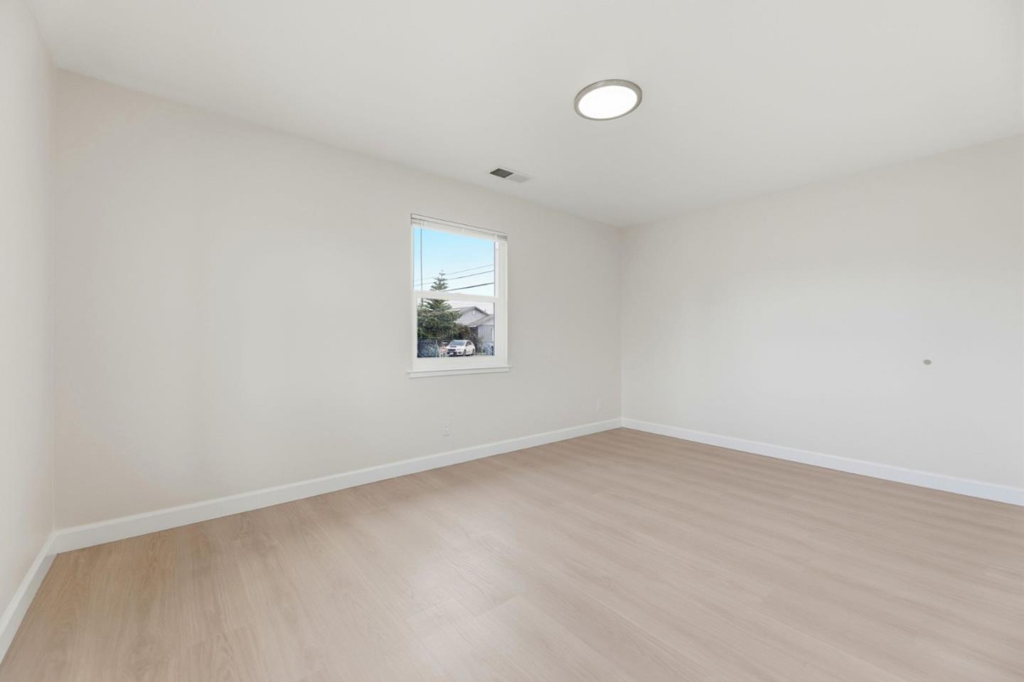 Detail Gallery Image 21 of 31 For 757 Melannie, San Jose,  CA 95116 - 4 Beds | 2 Baths