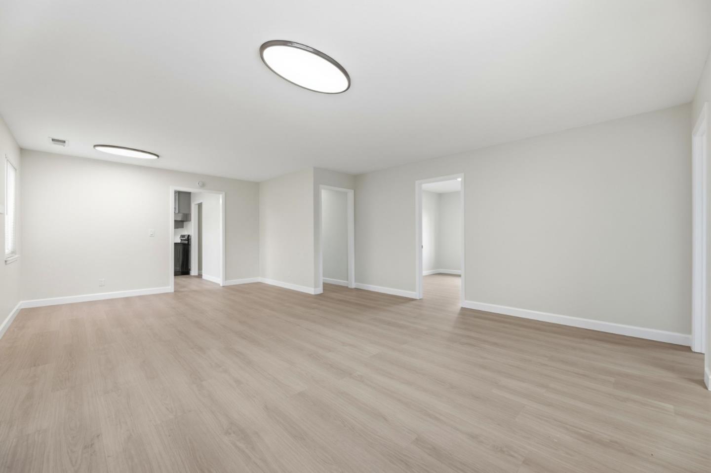 Detail Gallery Image 7 of 31 For 757 Melannie, San Jose,  CA 95116 - 4 Beds | 2 Baths