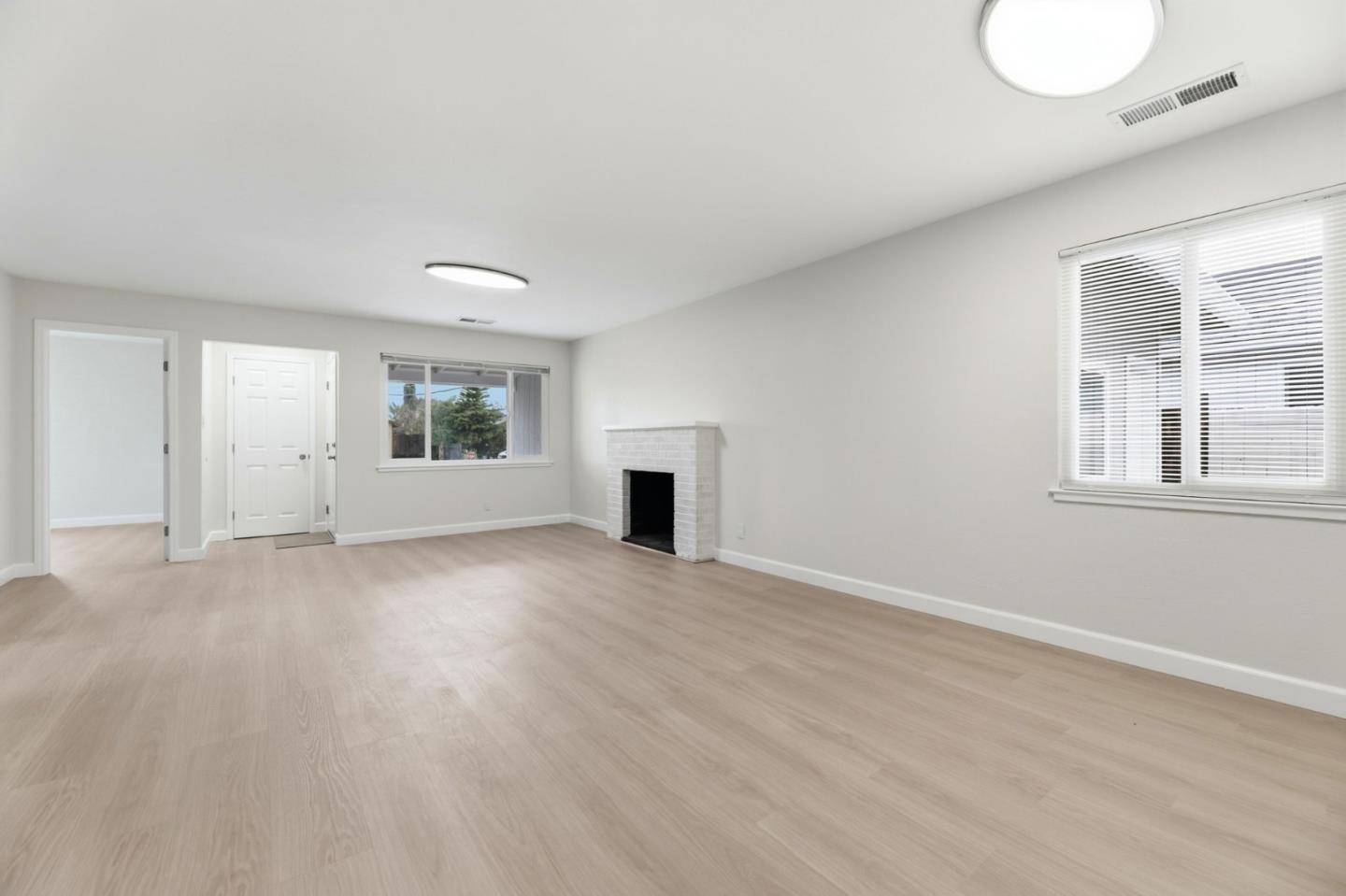 Detail Gallery Image 9 of 31 For 757 Melannie, San Jose,  CA 95116 - 4 Beds | 2 Baths