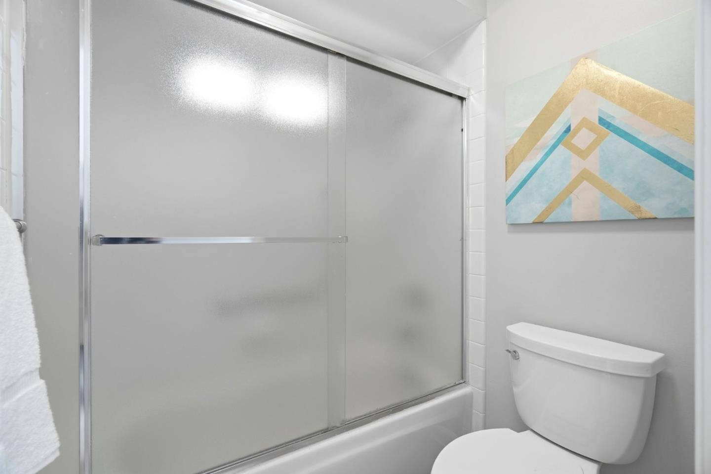 Detail Gallery Image 19 of 30 For 18953 Sara Park Cir, Saratoga,  CA 95070 - 3 Beds | 2 Baths