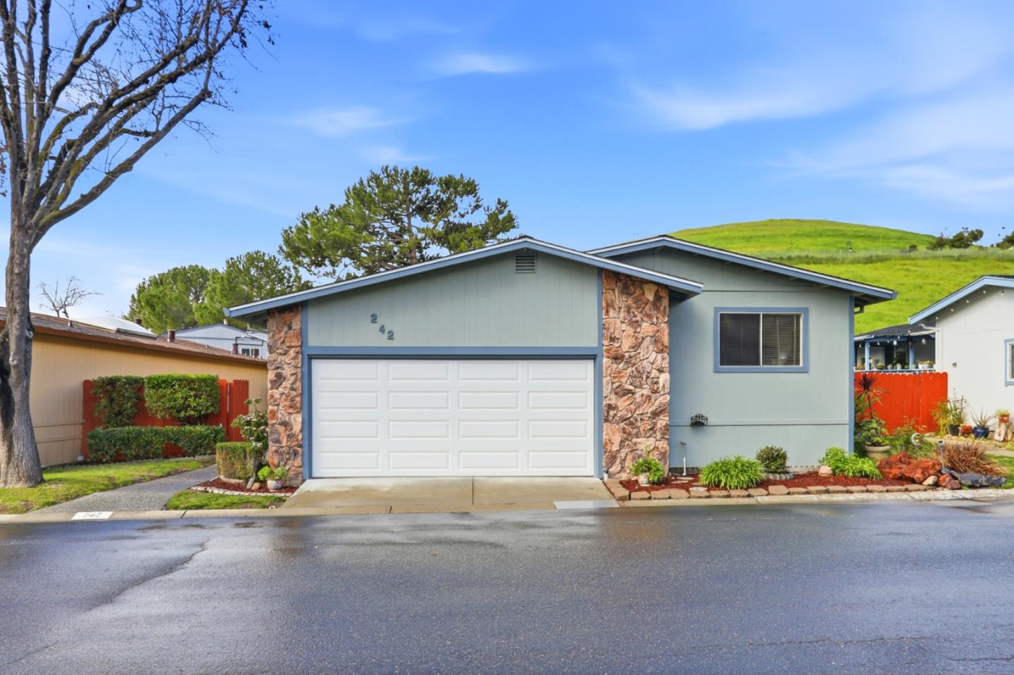 Detail Gallery Image 28 of 29 For 242 Mountain Springs Dr #242,  San Jose,  CA 95136 - 3 Beds | 2 Baths