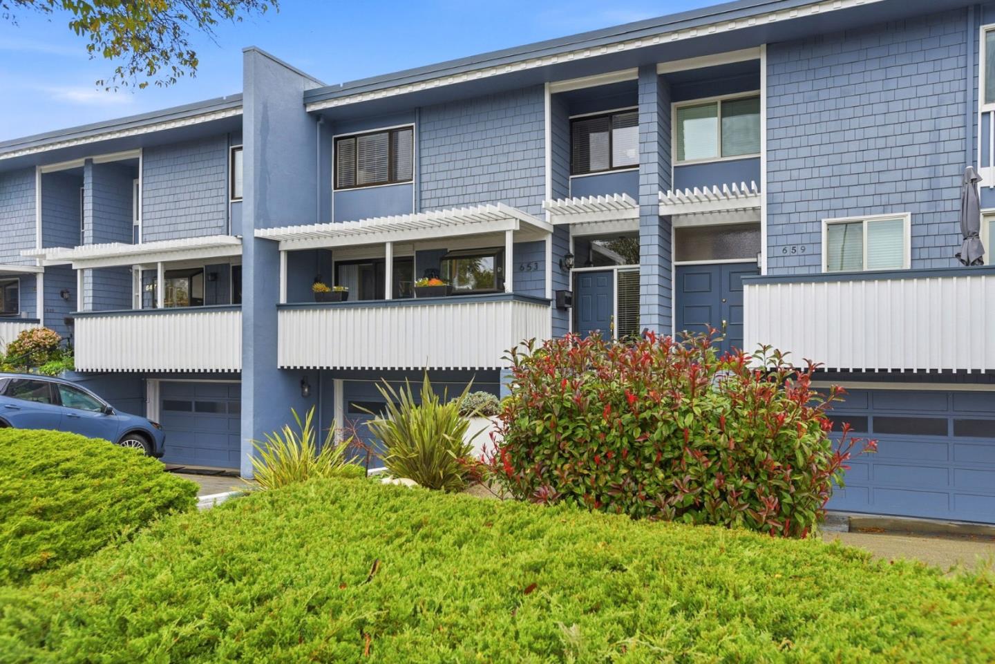 Front Image Thumbnail for ML82035810