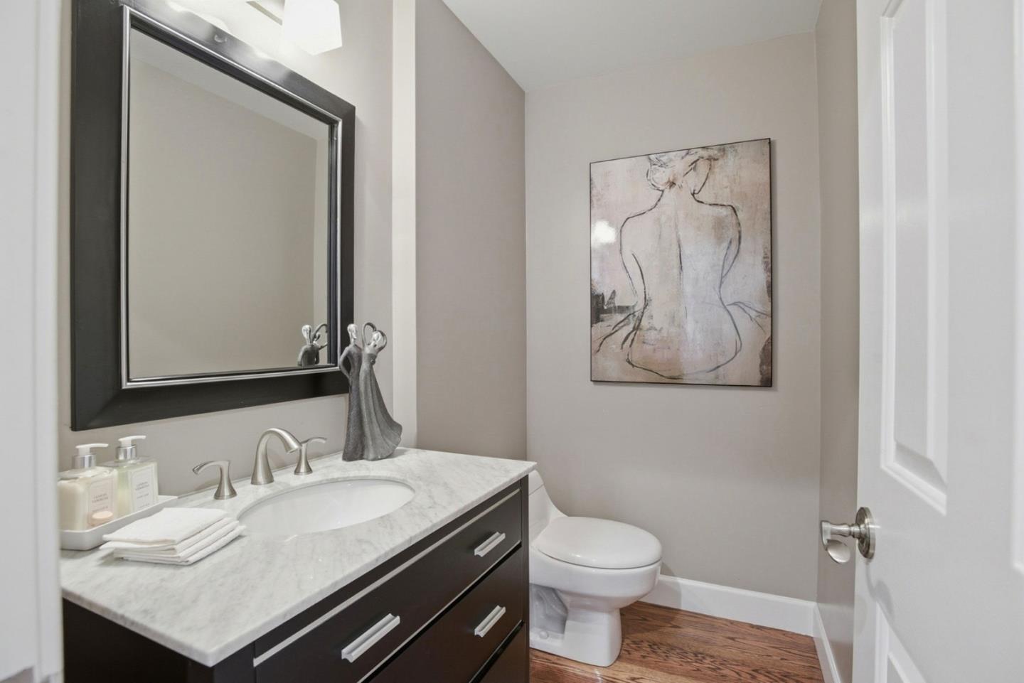 Detail Gallery Image 17 of 34 For 653 Fox Ct, Redwood City,  CA 94061 - 3 Beds | 2/1 Baths