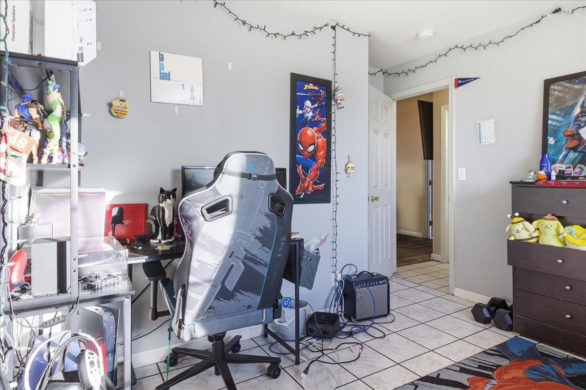 Detail Gallery Image 20 of 27 For 101 Westside Blvd, Hollister,  CA 95023 - 3 Beds | 2 Baths