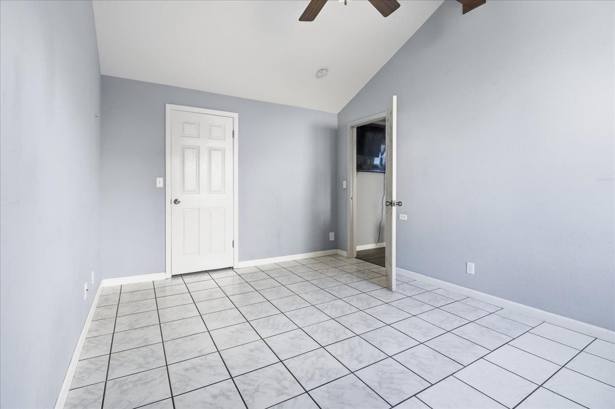 Detail Gallery Image 24 of 27 For 101 Westside Blvd, Hollister,  CA 95023 - 3 Beds | 2 Baths