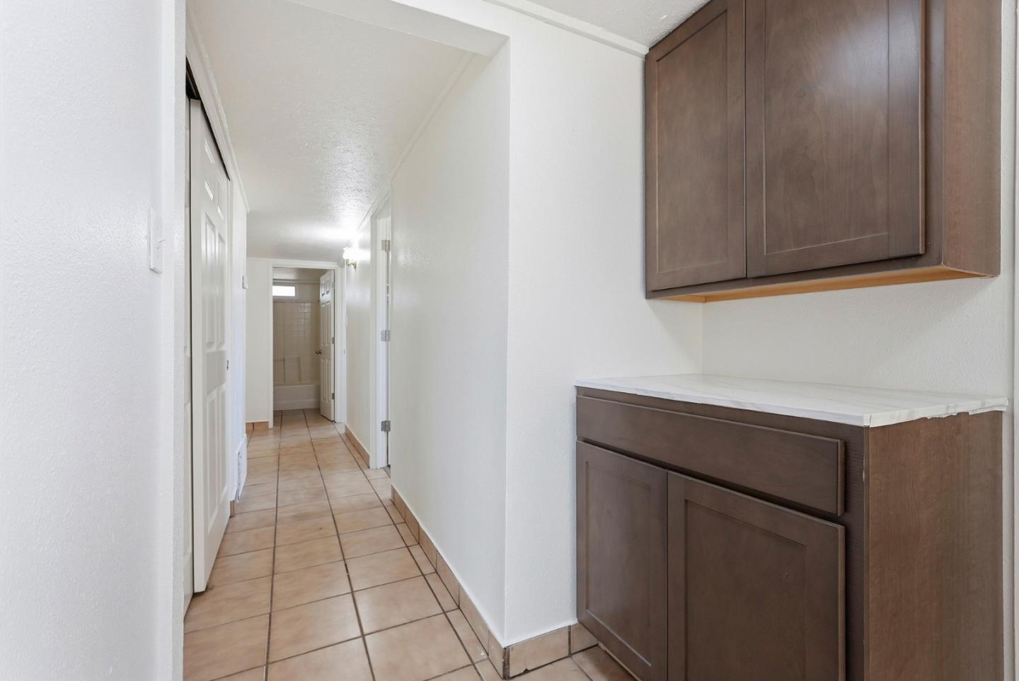 Detail Gallery Image 30 of 69 For 203 W Pearl Ave, Stockton,  CA 95207 - 4 Beds | 2 Baths