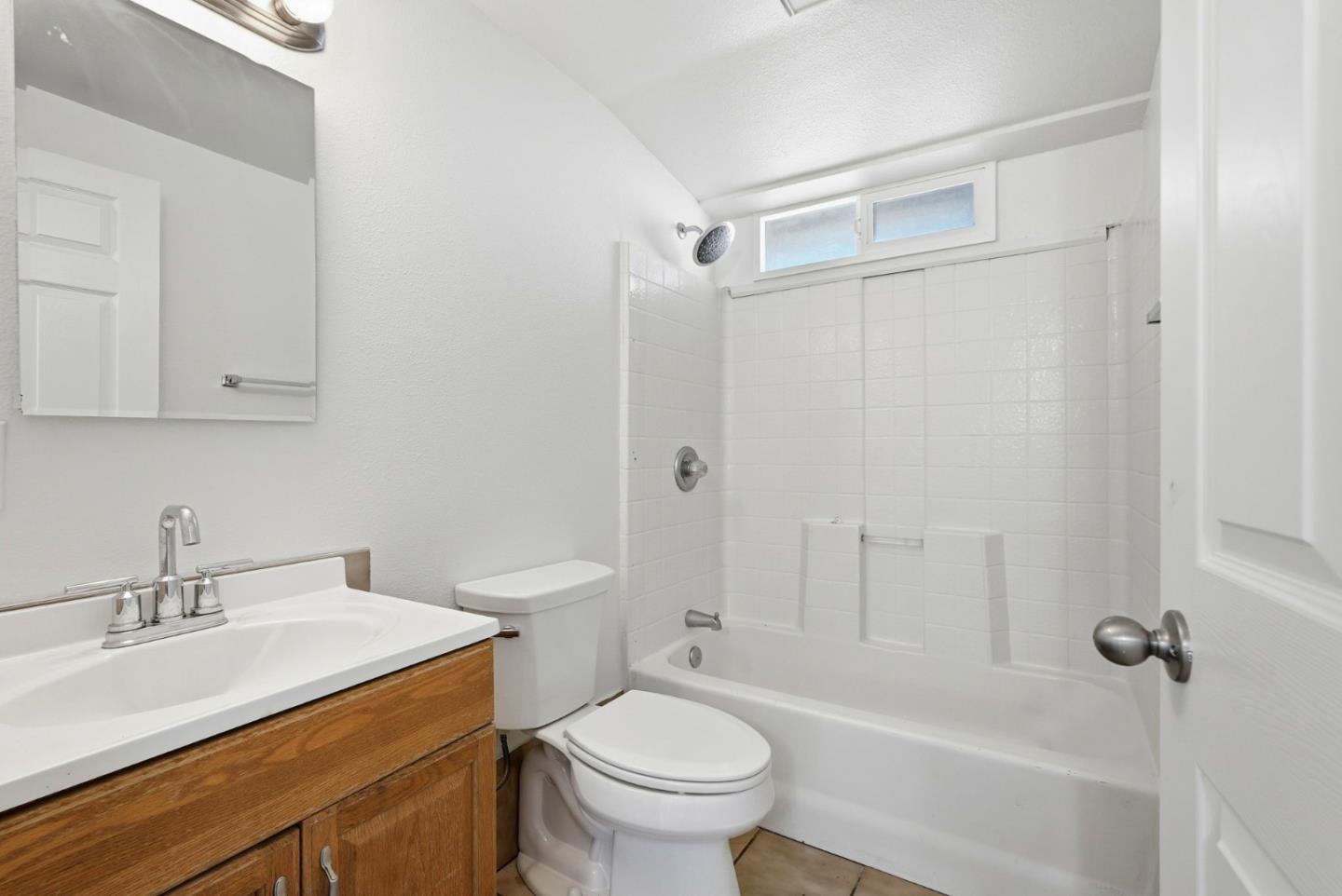 Detail Gallery Image 32 of 69 For 203 W Pearl Ave, Stockton,  CA 95207 - 4 Beds | 2 Baths