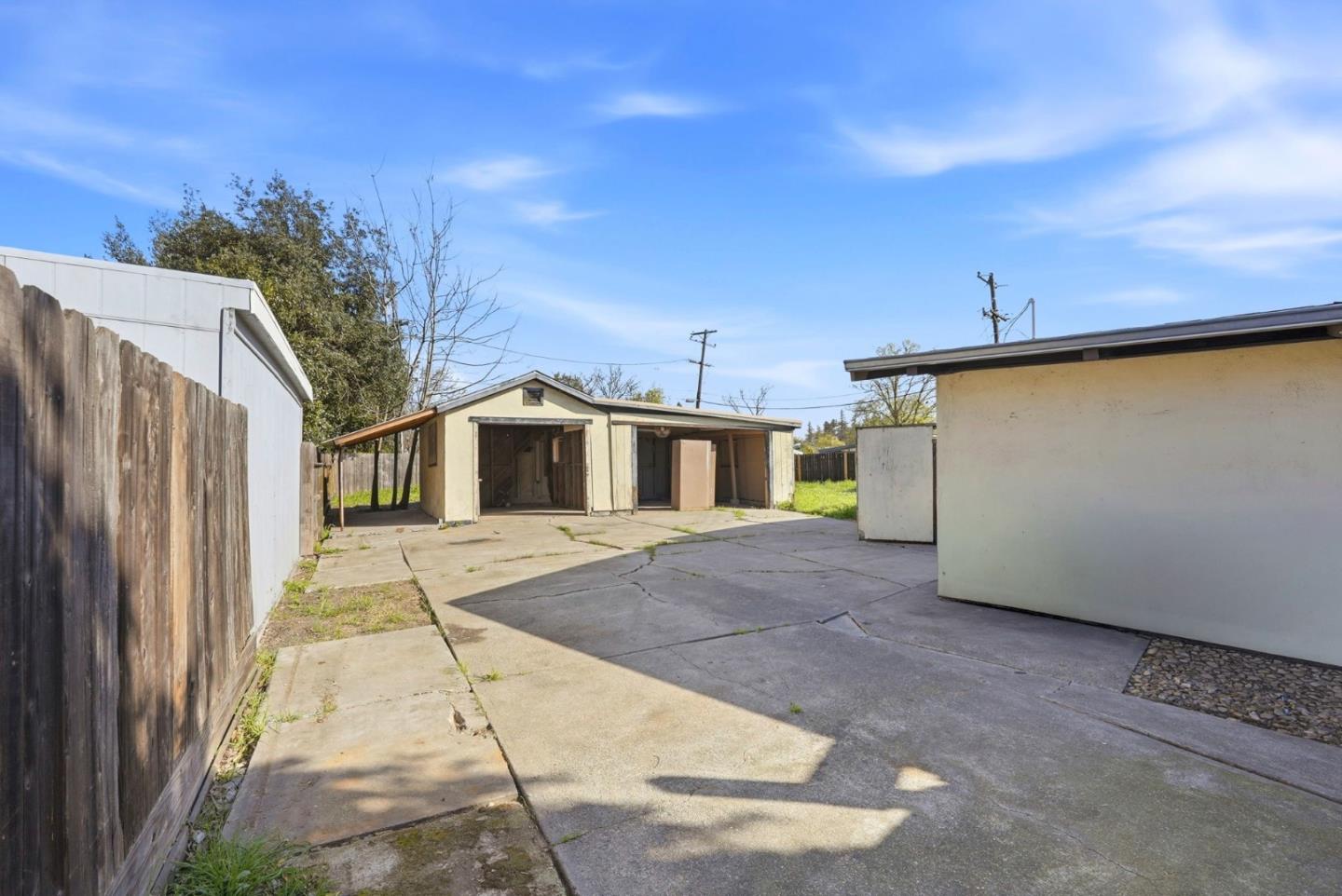 Detail Gallery Image 40 of 69 For 203 W Pearl Ave, Stockton,  CA 95207 - 4 Beds | 2 Baths