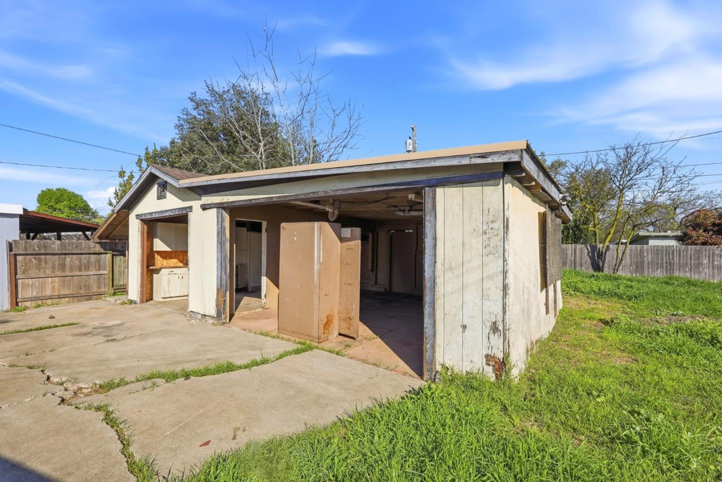 Detail Gallery Image 42 of 69 For 203 W Pearl Ave, Stockton,  CA 95207 - 4 Beds | 2 Baths