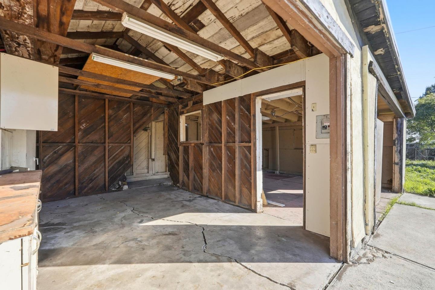 Detail Gallery Image 44 of 69 For 203 W Pearl Ave, Stockton,  CA 95207 - 4 Beds | 2 Baths