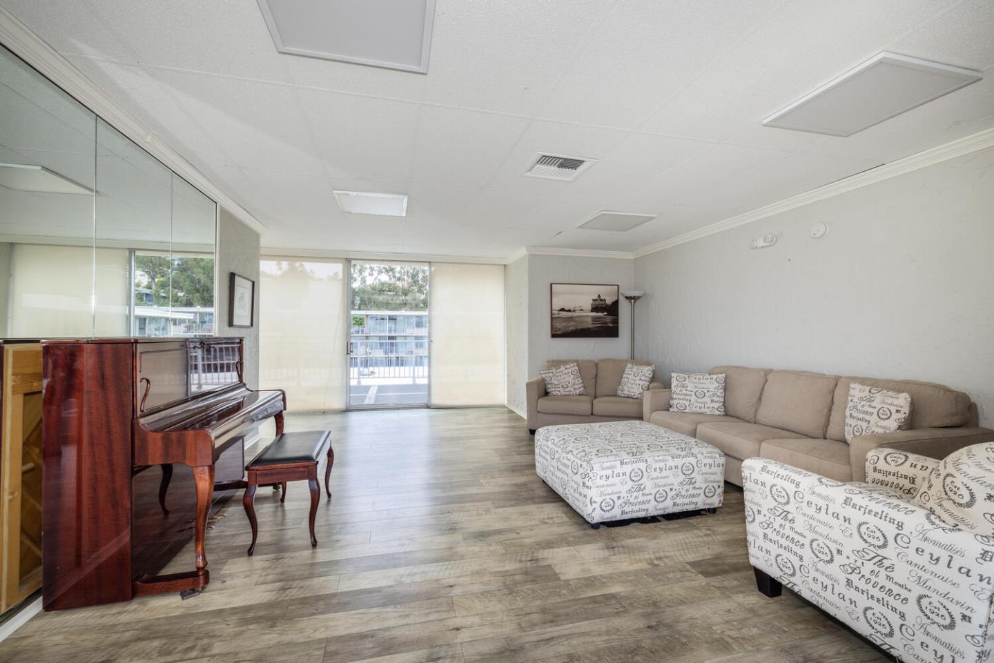 Detail Gallery Image 26 of 39 For 400 Davey Glen Rd #4503,  Belmont,  CA 94002 - 1 Beds | 1 Baths