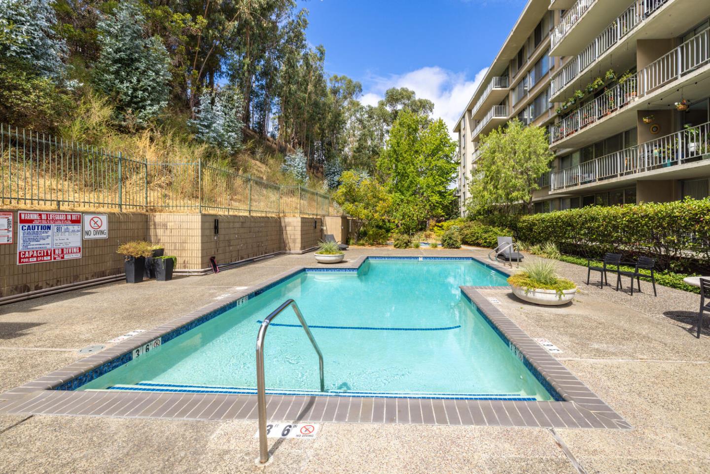 Detail Gallery Image 33 of 39 For 400 Davey Glen Rd #4503,  Belmont,  CA 94002 - 1 Beds | 1 Baths