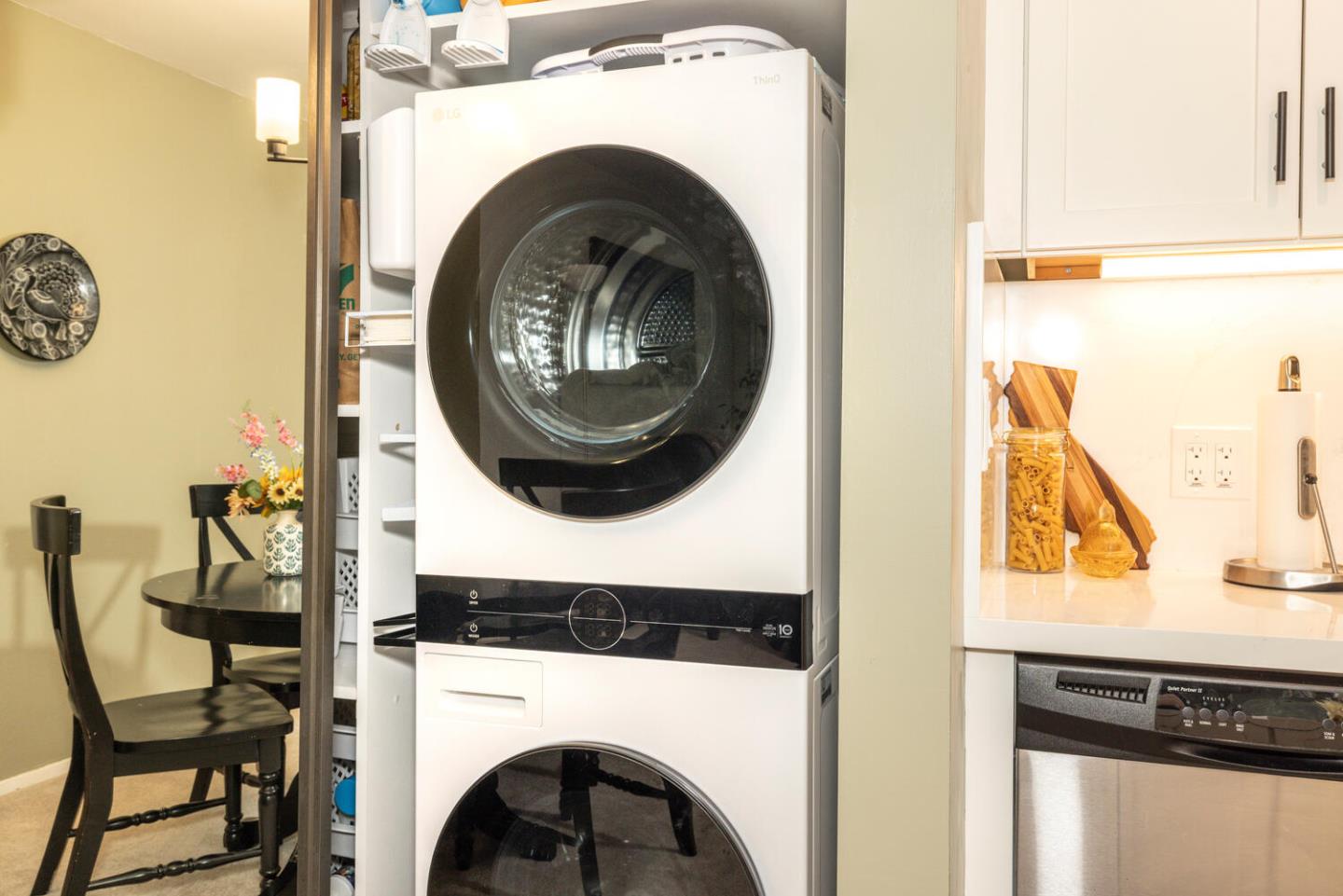 Detail Gallery Image 5 of 39 For 400 Davey Glen Rd #4503,  Belmont,  CA 94002 - 1 Beds | 1 Baths