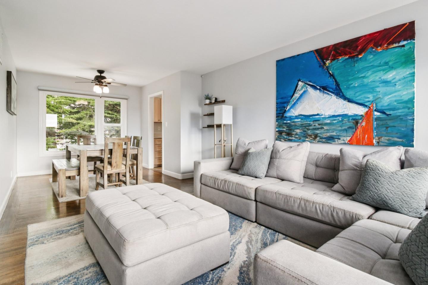 Detail Gallery Image 15 of 95 For 347 Manor Dr, Pacifica,  CA 94044 - 3 Beds | 3 Baths