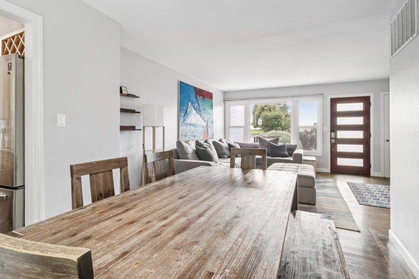 Detail Gallery Image 16 of 95 For 347 Manor Dr, Pacifica,  CA 94044 - 3 Beds | 3 Baths