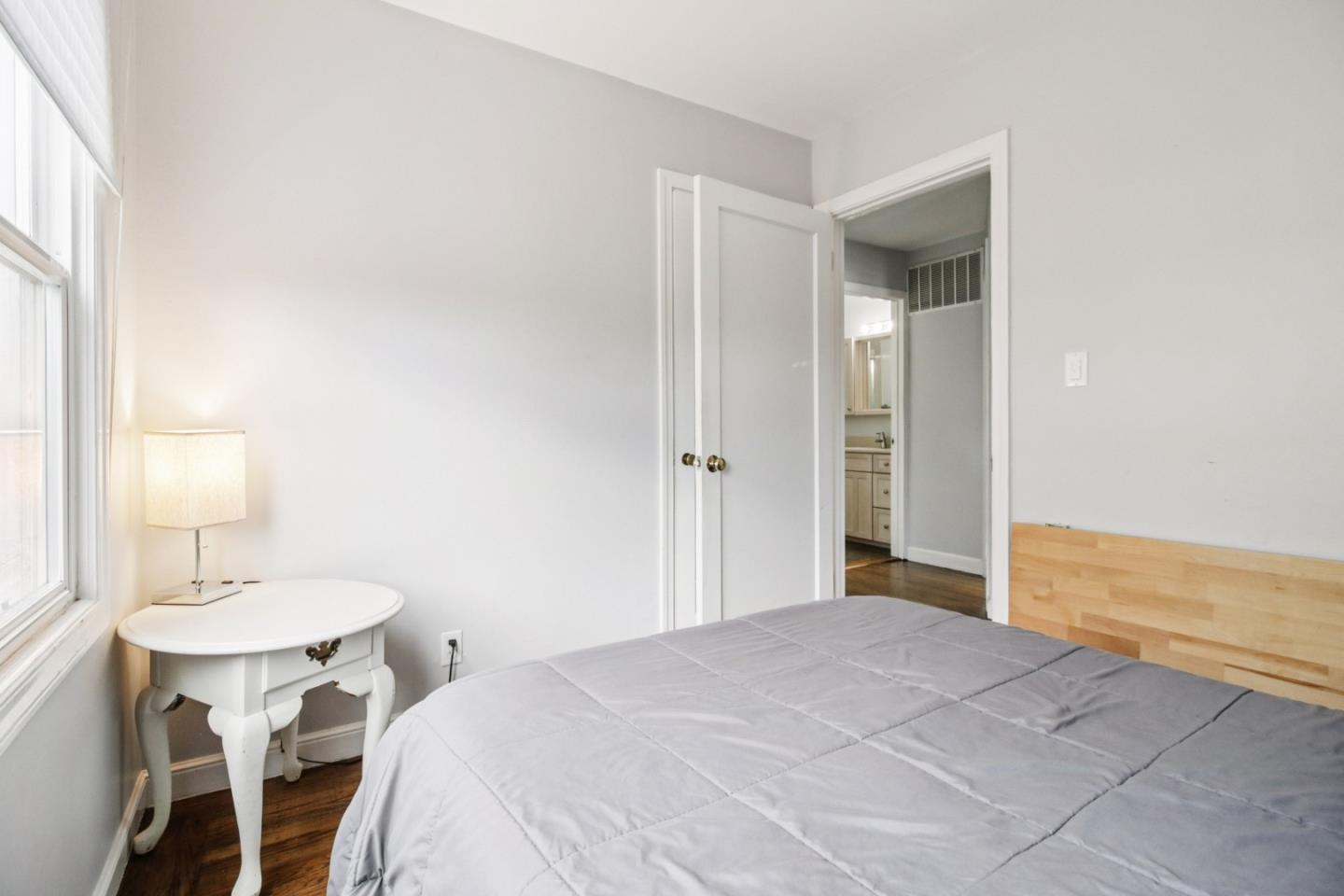 Detail Gallery Image 28 of 95 For 347 Manor Dr, Pacifica,  CA 94044 - 3 Beds | 3 Baths