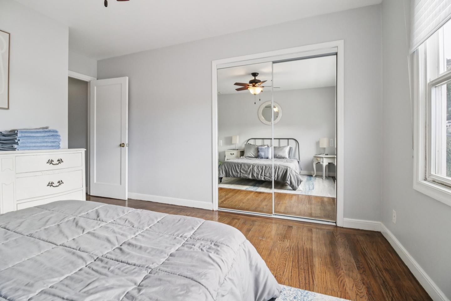 Detail Gallery Image 31 of 95 For 347 Manor Dr, Pacifica,  CA 94044 - 3 Beds | 3 Baths