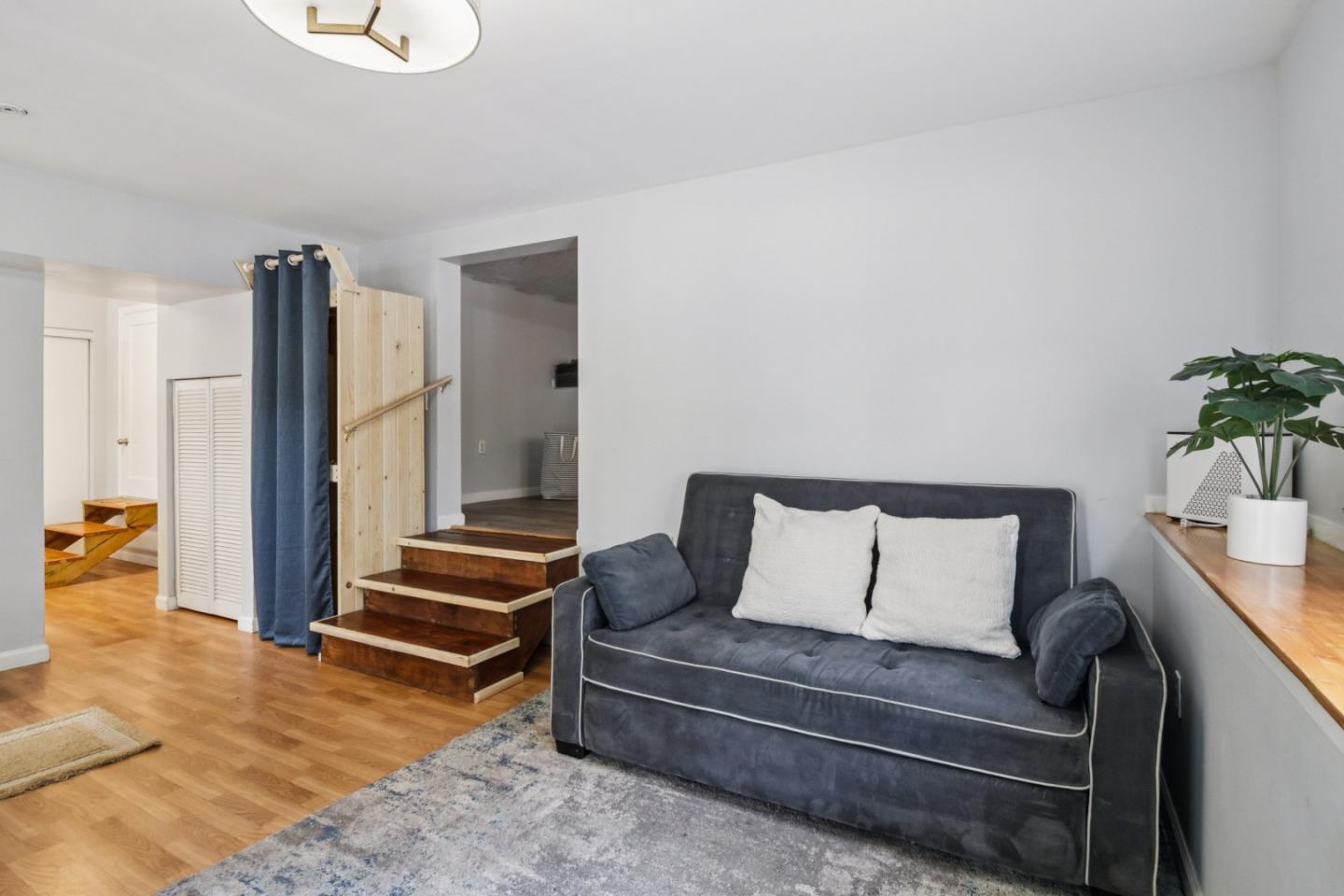 Detail Gallery Image 33 of 95 For 347 Manor Dr, Pacifica,  CA 94044 - 3 Beds | 3 Baths