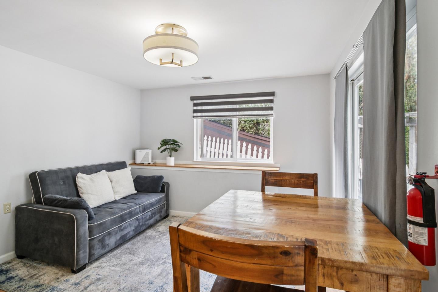 Detail Gallery Image 36 of 95 For 347 Manor Dr, Pacifica,  CA 94044 - 3 Beds | 3 Baths