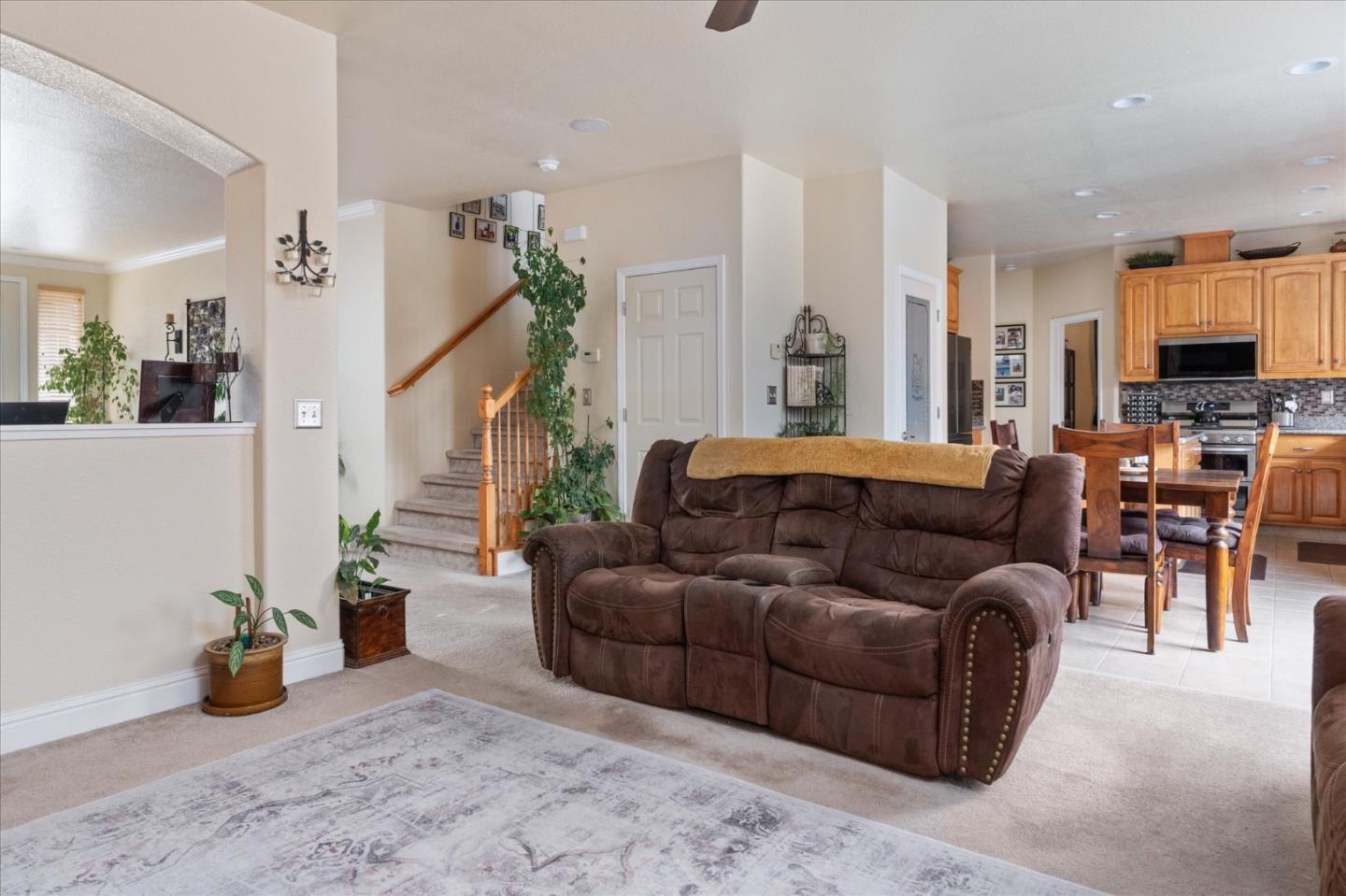 Detail Gallery Image 13 of 43 For 112 Gold Standard Ct, Valley Springs,  CA 95252 - 4 Beds | 3 Baths