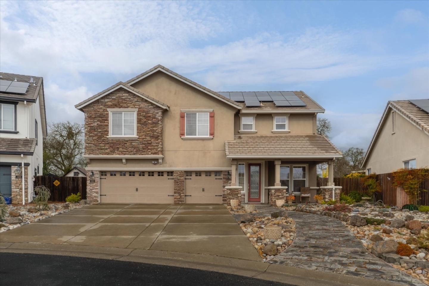 Detail Gallery Image 2 of 43 For 112 Gold Standard Ct, Valley Springs,  CA 95252 - 4 Beds | 3 Baths